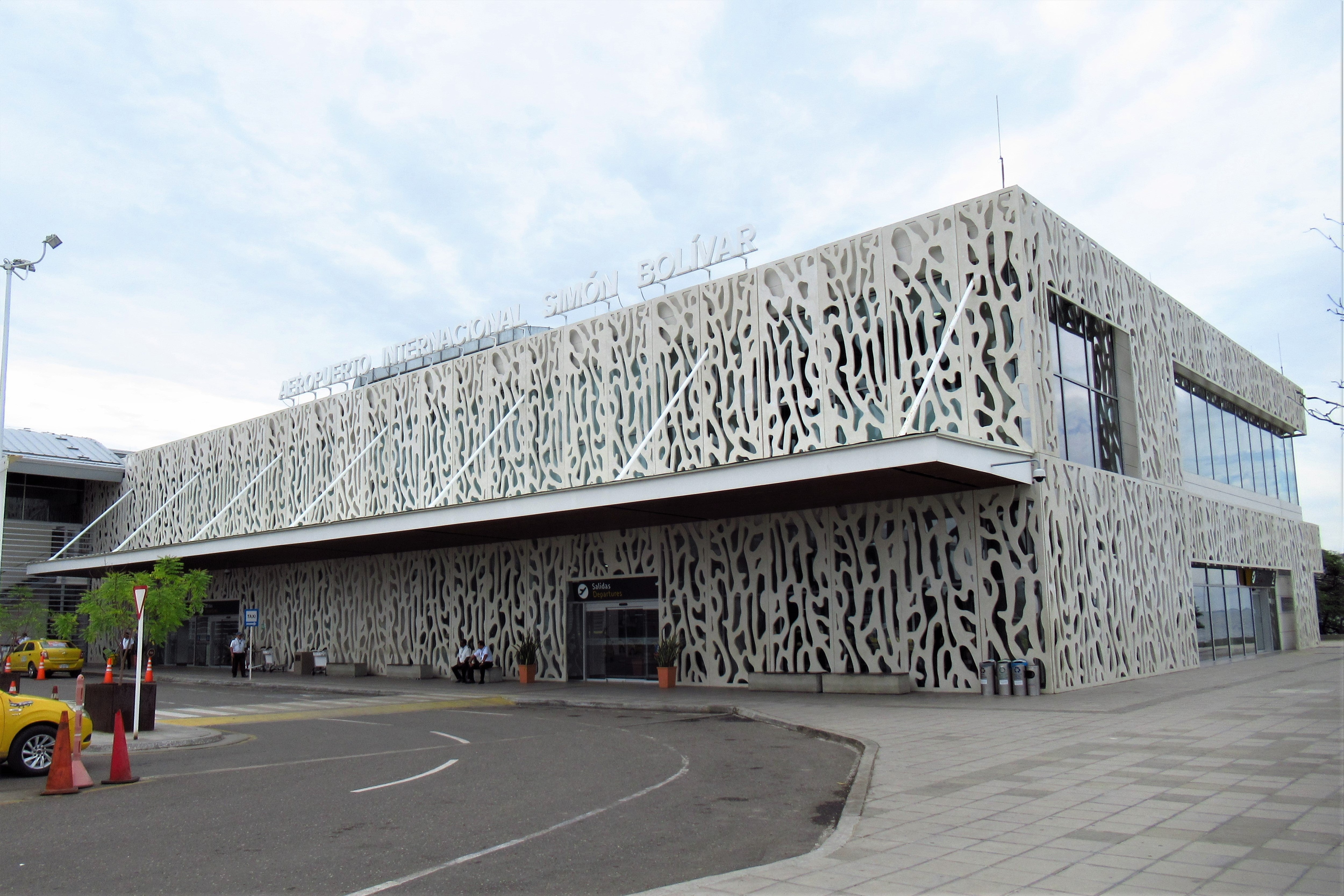 Aeropuerto Internacional Simón Bolívar 