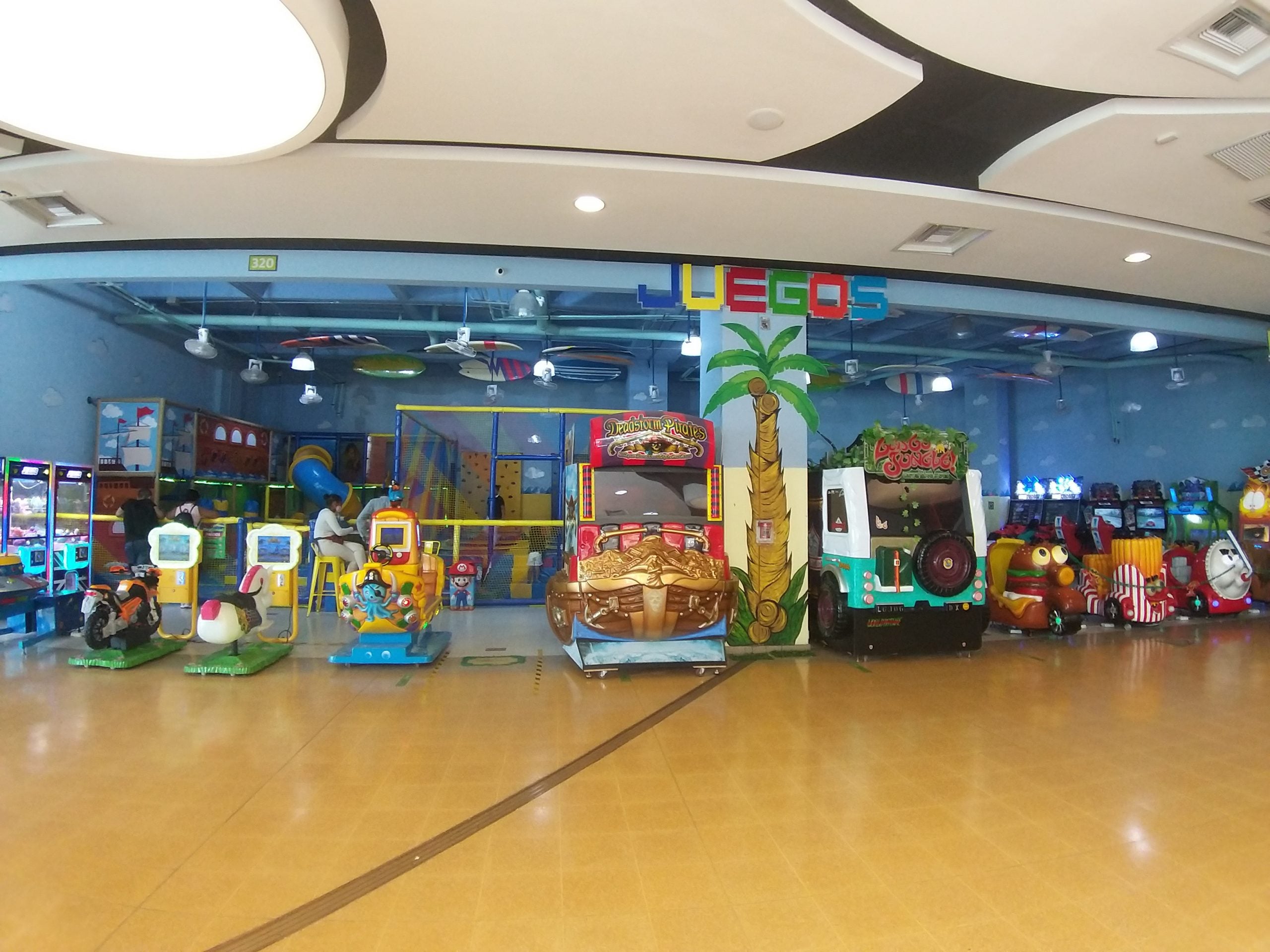 Centro Comercial Arrecife