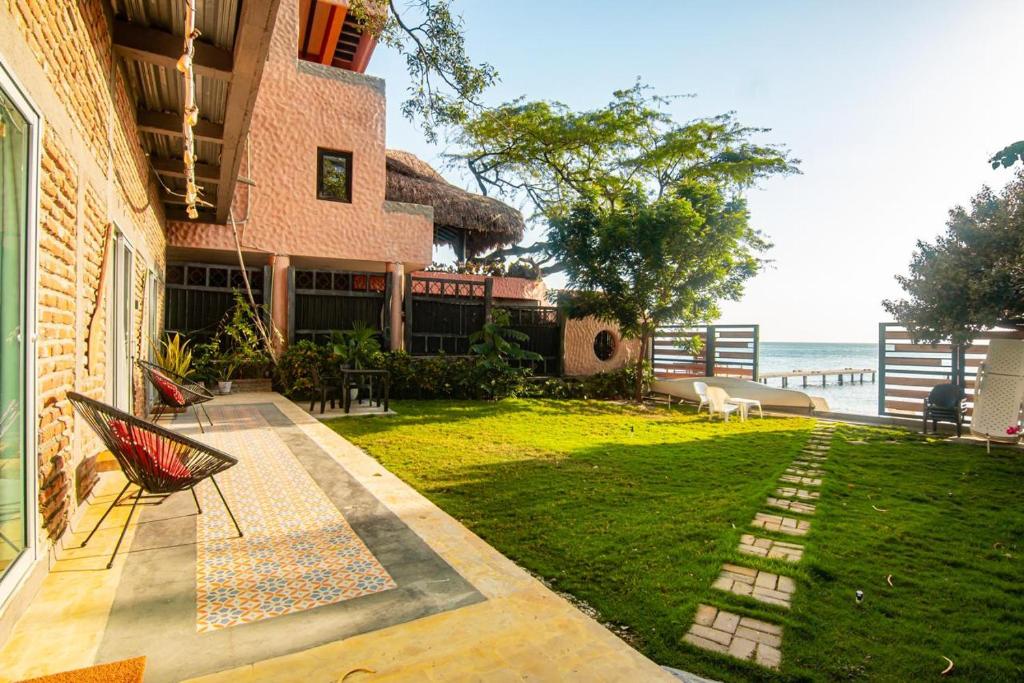 Casa Playa Hotel