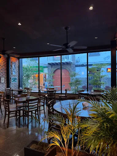 Porthos Steakhouse & Pub Santa Marta
