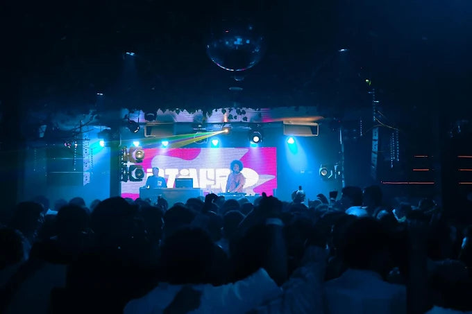 LA SANTA DISCO CLUB